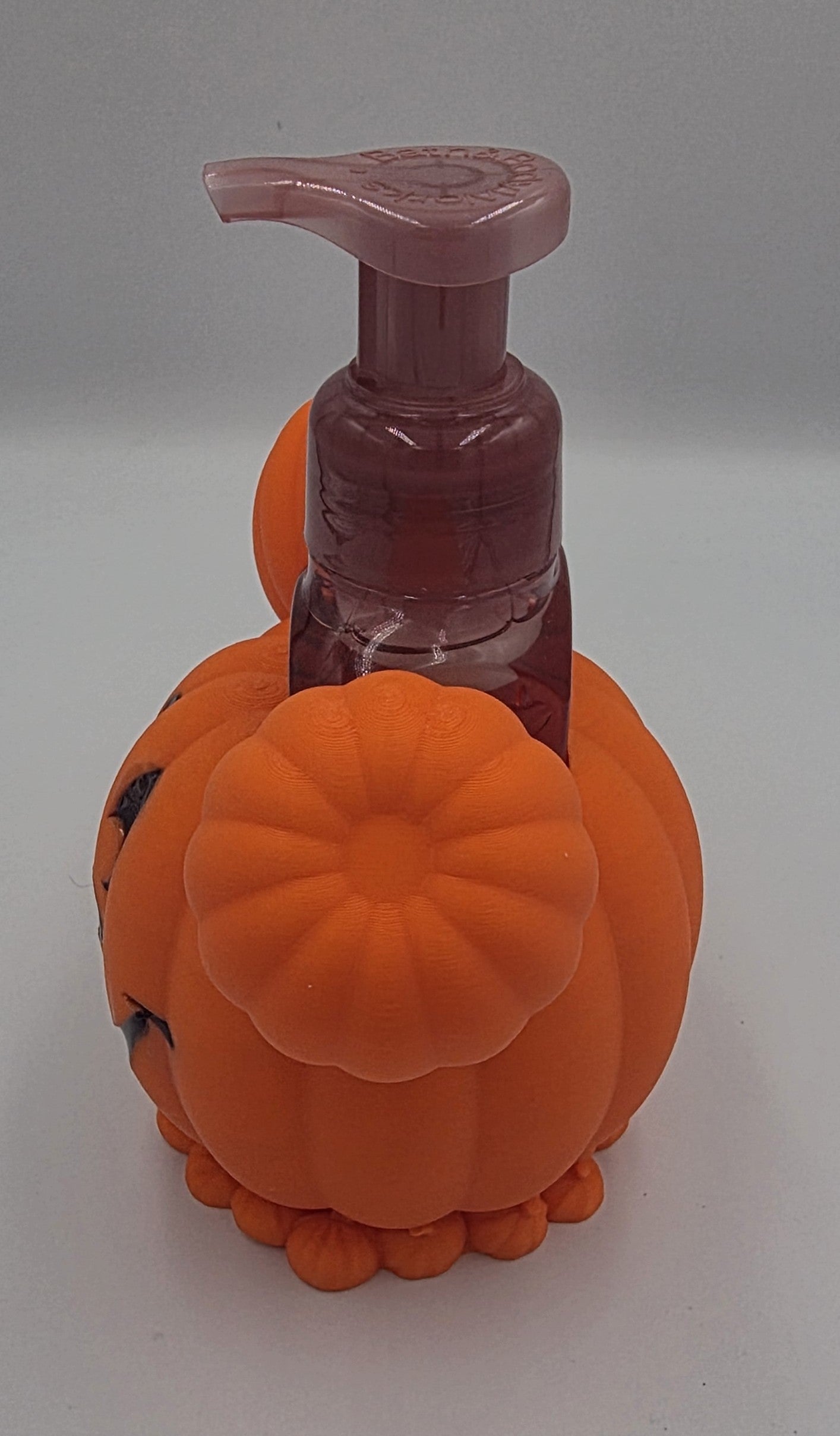 Pumpkin Mouse Soap Dispenser Holder – Halloween Bathroom Decor