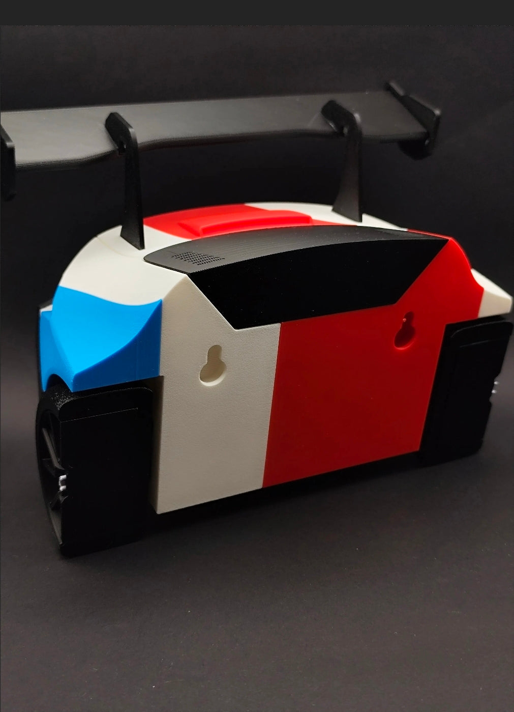 Motorsport Inspired Wall Key Holder – 5 Hook Racing Style Key Rack for Entryway, Garage, Office & Man Cave, Easy Wall Mount Organizer